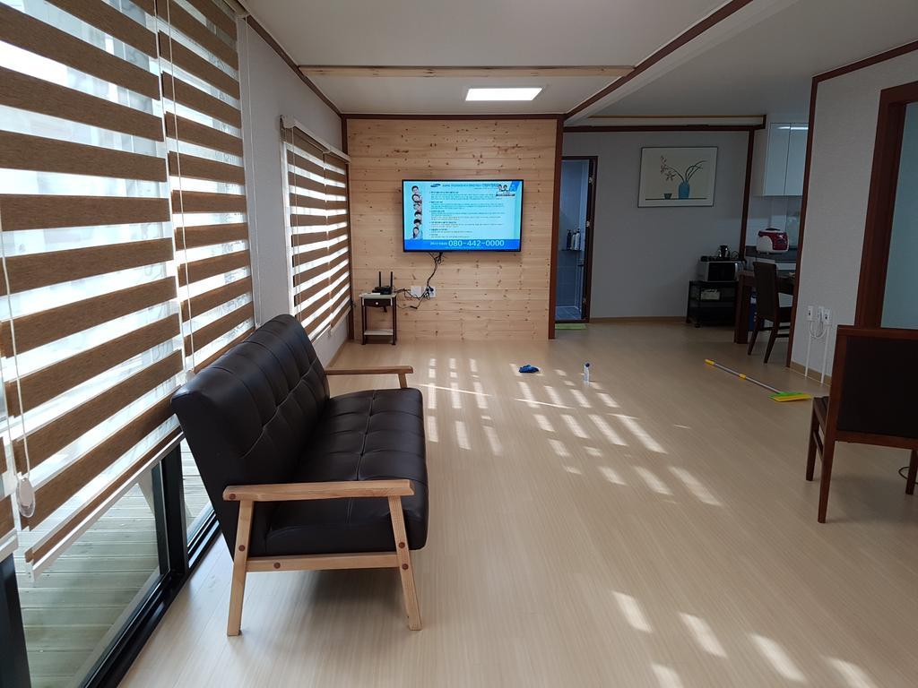 Bluesky Pension Pocheon Eksteriør billede