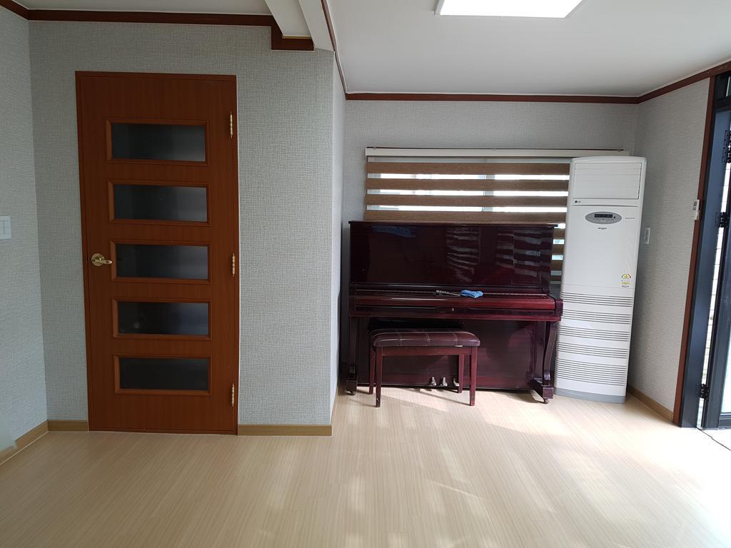Bluesky Pension Pocheon Eksteriør billede